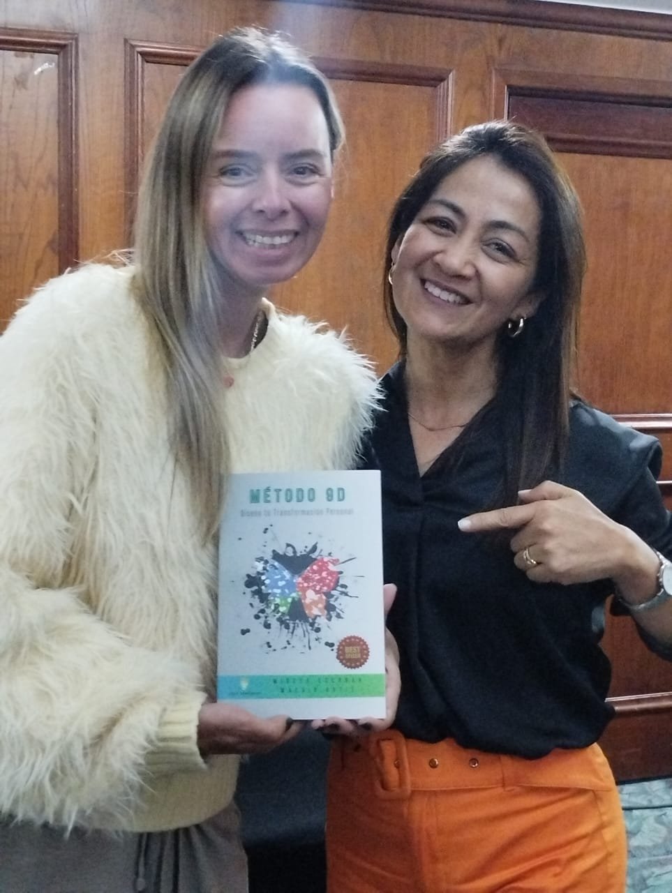 Mireya Escobar, trayectoria